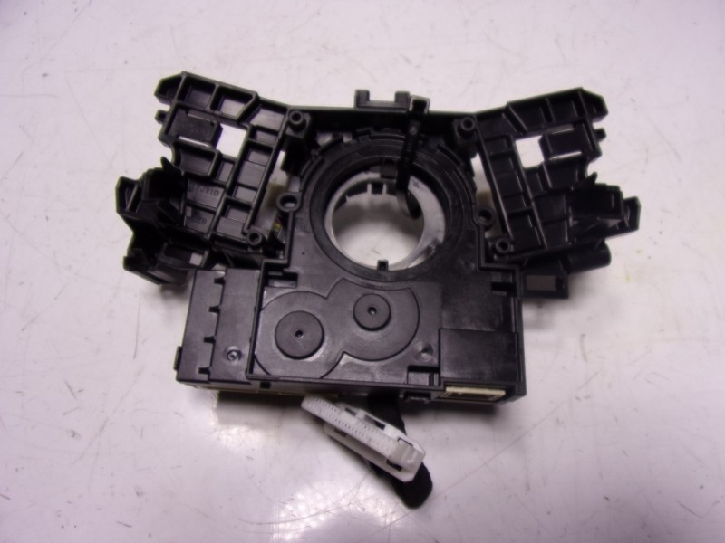 Recambio de modulo electronico para toyota yaris 1.5 vvti hev referencia OEM IAM 8924BK0020 89245K0020 