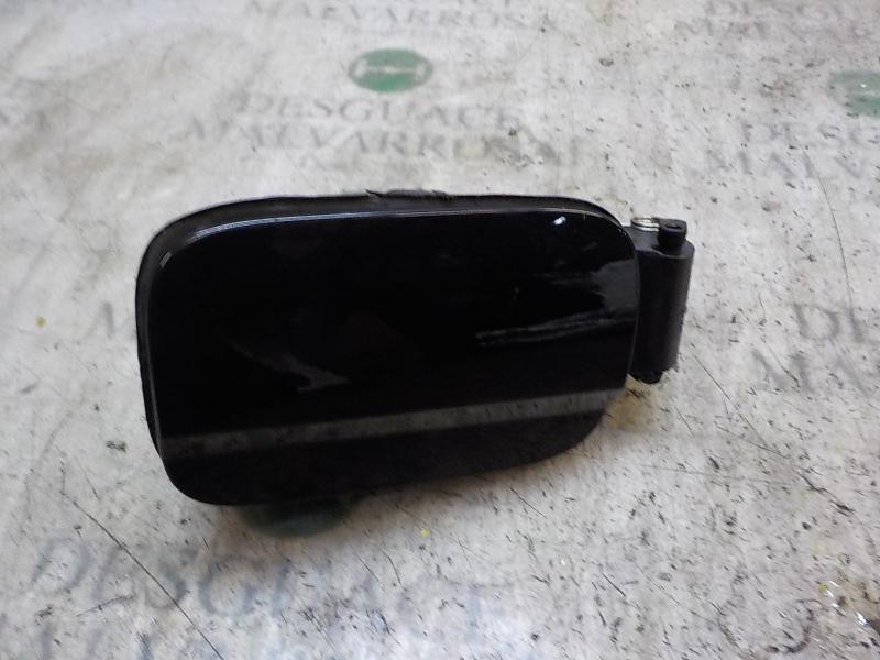 Recambio de tapa combustible para mercedes-benz clase c (w204) berlina 1.6 cat referencia OEM IAM A2046300067  