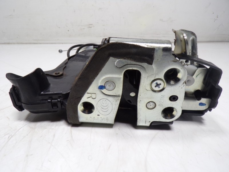 Recambio de cerradura puerta delantera derecha para toyota auris touring sports (e18) hybrid active referencia OEM IAM 690300513