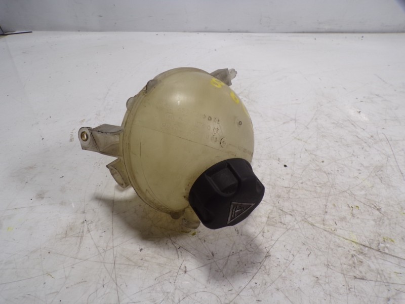 Recambio de deposito expansion para peugeot partner kasten 1.6 16v hdi fap referencia OEM IAM 1323X6  