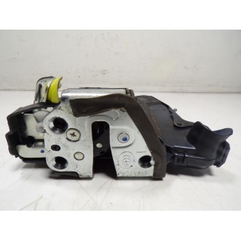 CERRADURA PUERTA DELANTERA IZQUIERDA 6904002211 A084219 