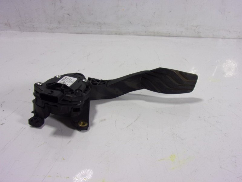 Recambio de potenciometro pedal para nissan micra v (k14) 1.0 12v cat referencia OEM IAM 180025FA0B 180025FA0B 