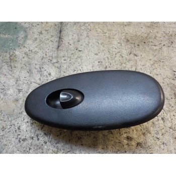 MANDO ELEVALUNAS DELANTERO DERECHO 