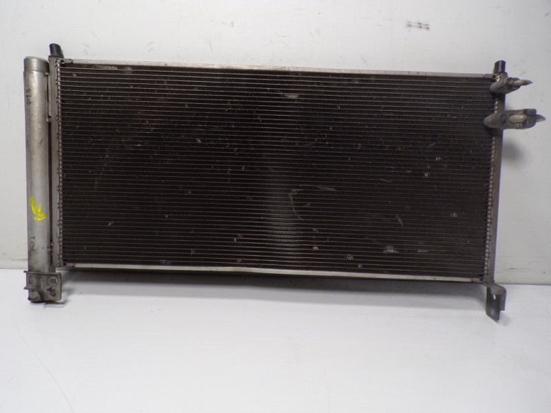 Recambio de condensador aire acondicionado para toyota auris touring sports (e18) hybrid active referencia OEM IAM 8845002430  