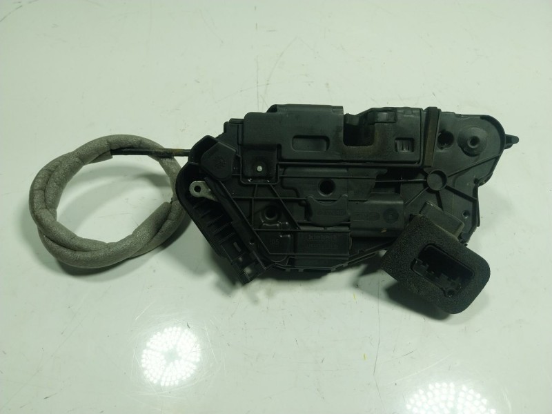 Recambio de cerradura puerta delantera izquierda para volkswagen golf viii (cd1, da1) 1.5 etsi referencia OEM IAM 5TB837015B 5TB