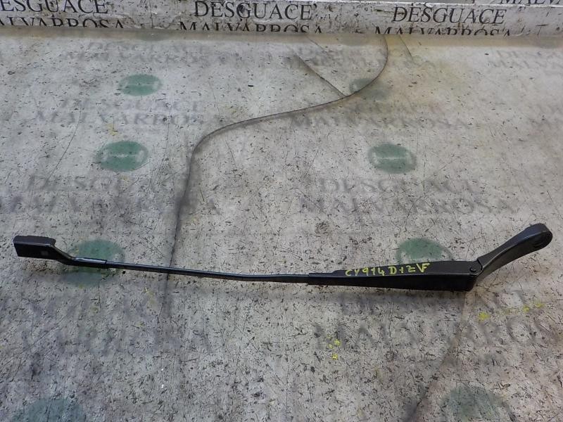 Recambio de brazo limpia delantero izquierdo para opel astra k lim. 5türig 1.0 12v referencia OEM IAM 13418990  