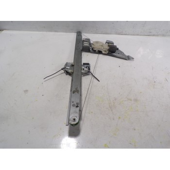 ELEVALUNAS DELANTERO IZQUIERDO A9067200046 A0068205442 