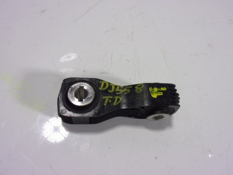 Recambio de tirante trasero derecho para toyota proace referencia OEM IAM   