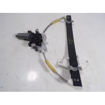 ELEVALUNAS TRASERO DERECHO 