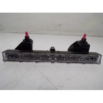 PILOTO TRASERO CENTRAL 8157012440 