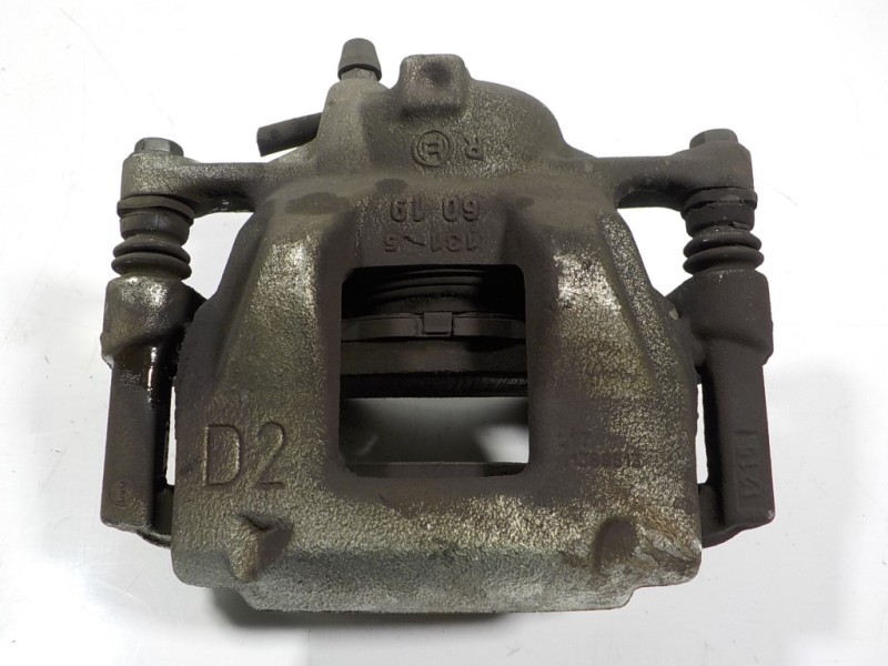 Recambio de pinza freno delantera derecha para toyota auris touring sports (e18) hybrid active referencia OEM IAM 4773002510  