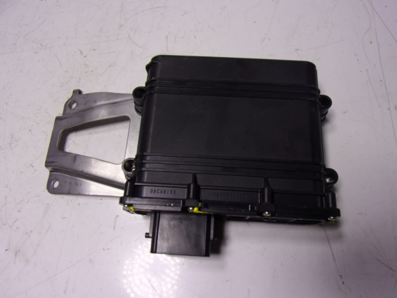 Recambio de modulo electronico para toyota yaris 1.5 vvti hev referencia OEM IAM 89680K0010 89680K0010 