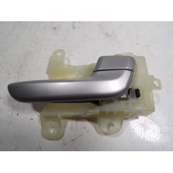 MANETA INTERIOR TRASERA DERECHA 