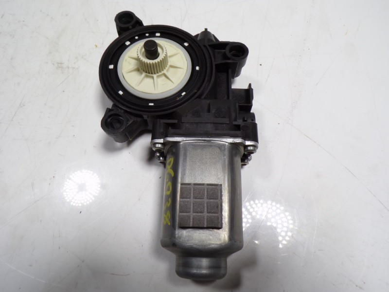 Recambio de motor elevalunas delantero derecho para kia niro concept referencia OEM IAM 82460G5000 82460G5000 