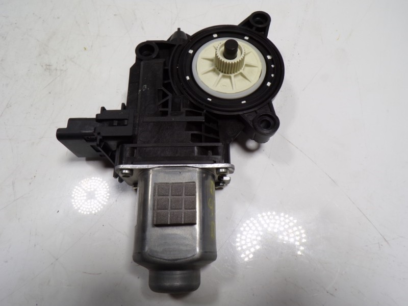 Recambio de motor elevalunas delantero izquierdo para kia niro concept referencia OEM IAM 82450G5010 82450G5010 