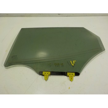 CRISTAL PUERTA TRASERO IZQUIERDO 823016746R 
