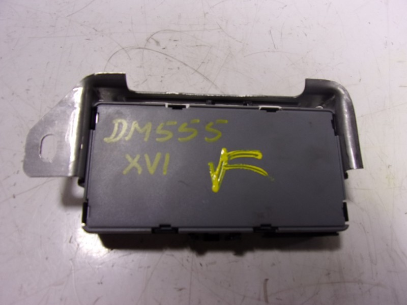Recambio de modulo electronico para toyota yaris 1.5 vvti hev referencia OEM IAM 86740YP010 86740YP010 