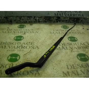 BRAZO LIMPIA DELANTERO DERECHO 