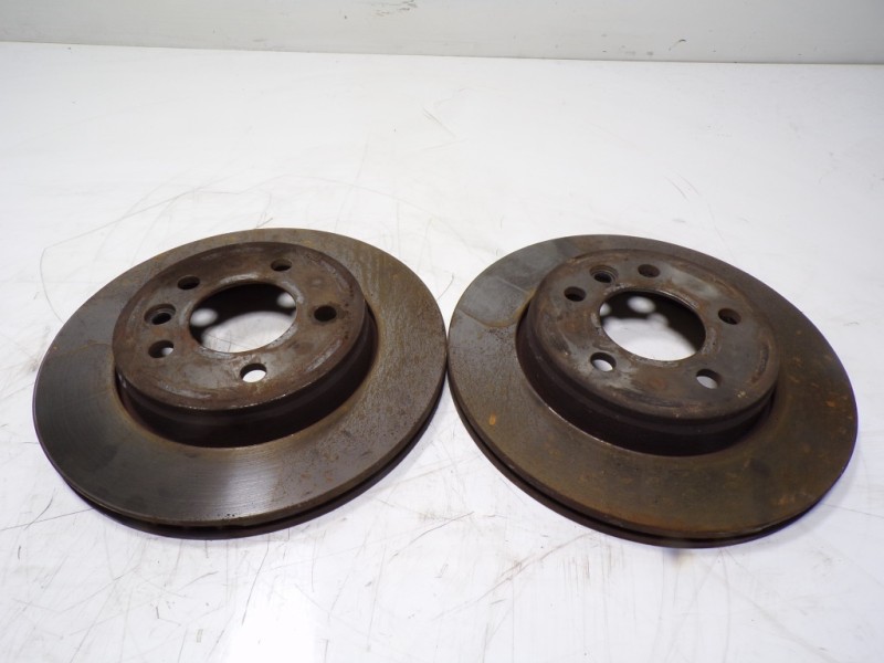 Recambio de disco freno trasero para volkswagen crafter kasten (sy) 2.0 tdi referencia OEM IAM 2N0615601  