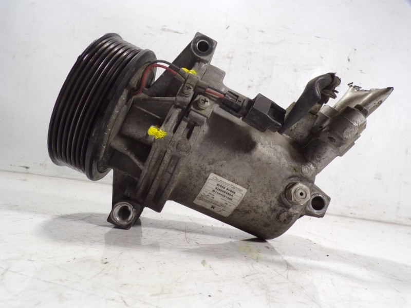 Recambio de compresor aire acondicionado para nissan juke (f15) acenta referencia OEM IAM 92600BV80A 92600BV80A M114H281496