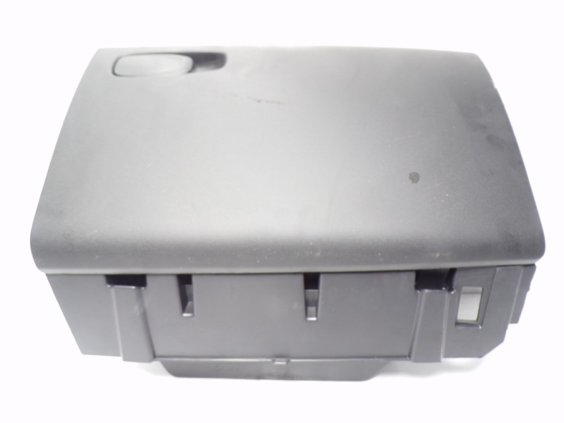 Recambio de guantera para volvo v40 cross country 2.0 diesel cat referencia OEM IAM 39840914 8632803 