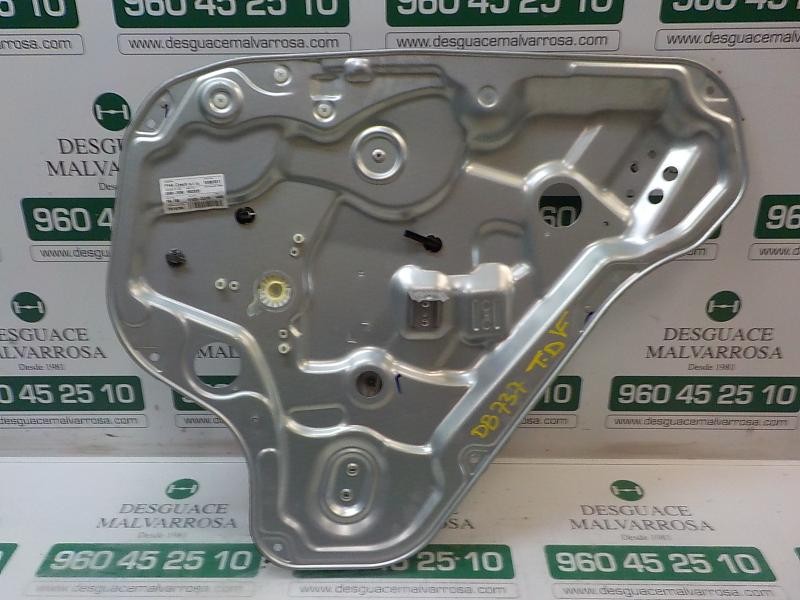 Recambio de elevalunas trasero derecho para hyundai i30cw classic referencia OEM IAM 834812R210 814202L210 
