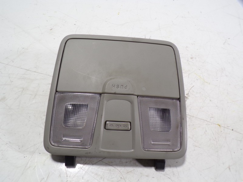 Recambio de piloto interior para kia cee´´d 1.4 crdi cat referencia OEM IAM 92800A2010ED  