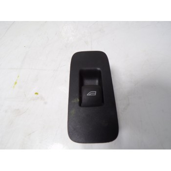 MANDO ELEVALUNAS DELANTERO DERECHO 31394840 31394840 