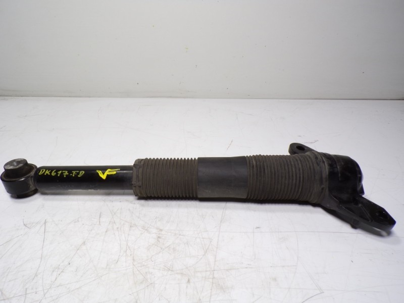 Recambio de amortiguador trasero derecho para land rover range rover evoque evoque referencia OEM IAM K8D218080AB K8D218080AB LR