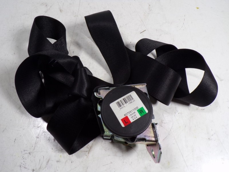 Recambio de cinturon seguridad trasero derecho para bmw x1 (e84) xdrive 18d referencia OEM IAM 72112991295 607051100E 