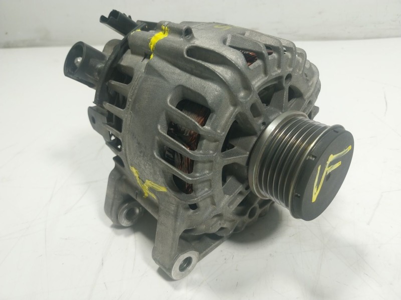 Recambio de alternador para peugeot 208 (p2) 1.2 puretech referencia OEM IAM 9835689480 9835689480 
