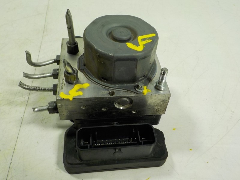 Recambio de abs para dacia sandero 1.5 dci diesel fap cat referencia OEM IAM 476606853R 476605492R 0265956285