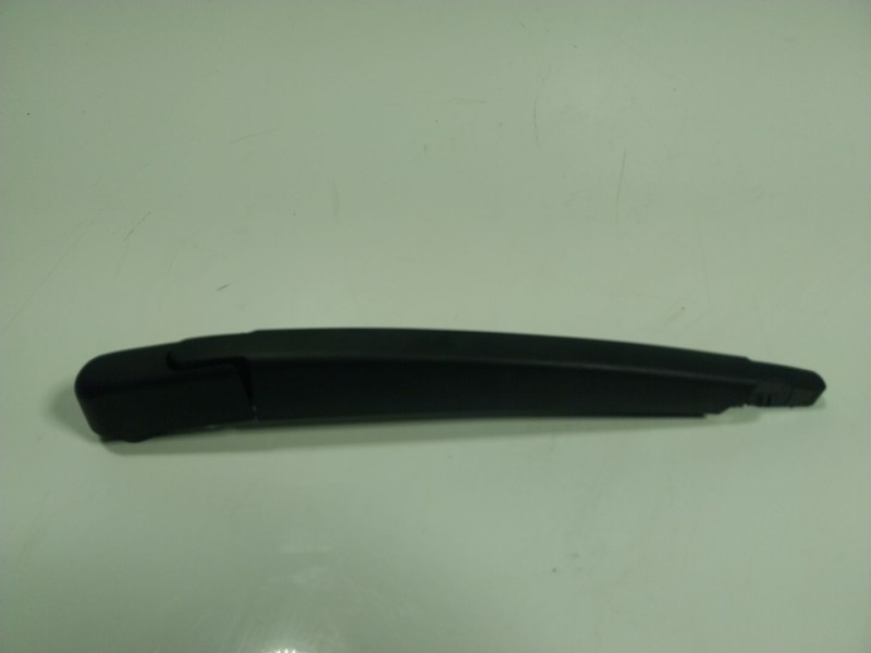 Recambio de brazo limpia trasero para peugeot 208 (p2) 1.2 puretech referencia OEM IAM 6429HE  