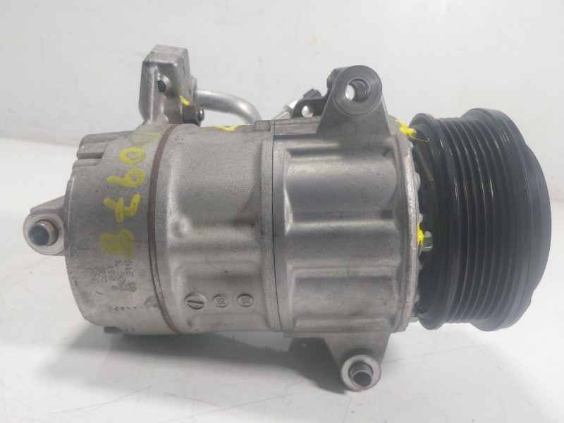 Recambio de compresor aire acondicionado para ford fiesta vii (hj, hf) 1.0 ecoboost referencia OEM IAM 2673870 H1BH19D629DA 