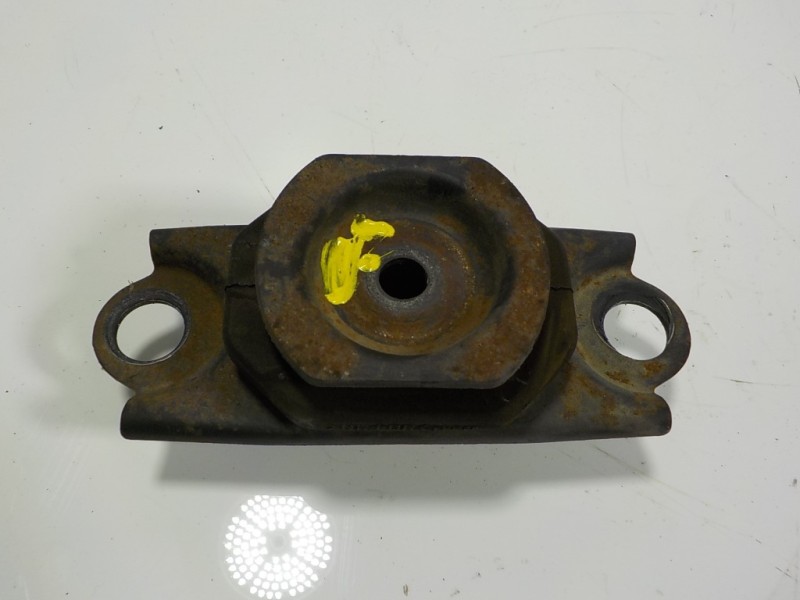 Recambio de soporte cambio para renault kadjar 1.2 tce energy referencia OEM IAM 112202558R  