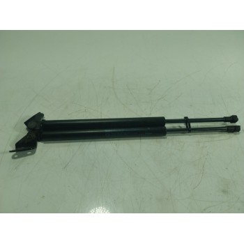 AMORTIGUADORES MALETERO / PORTON KD7763620 KD7762620