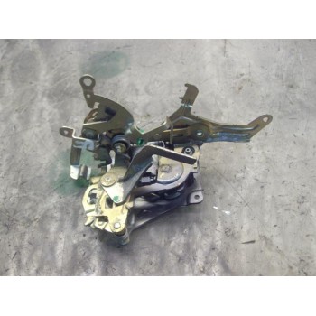 CERRADURA PUERTA TRASERA DERECHA 