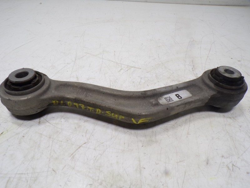 Recambio de brazo suspension superior trasero derecho para bmw serie 5 touring (f11) 520d xdrive referencia OEM IAM 33326779851 