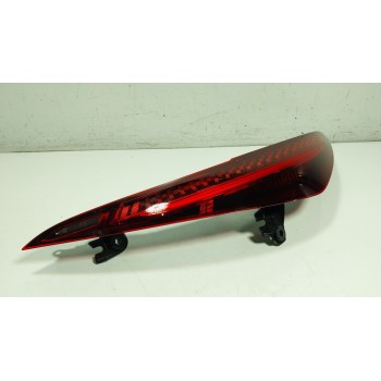 PILOTO TRASERO DERECHO A2329061600 A2329061600 