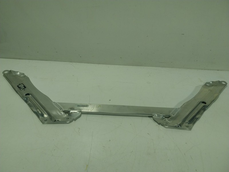 Recambio de travesaño inferior para bmw 8 gran coupe (g16, f93) 840 d xdrive referencia OEM IAM 51617453800 3C740852207 