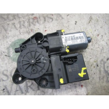 MOTOR ELEVALUNAS DELANTERO DERECHO 807301396R 807301396R 
