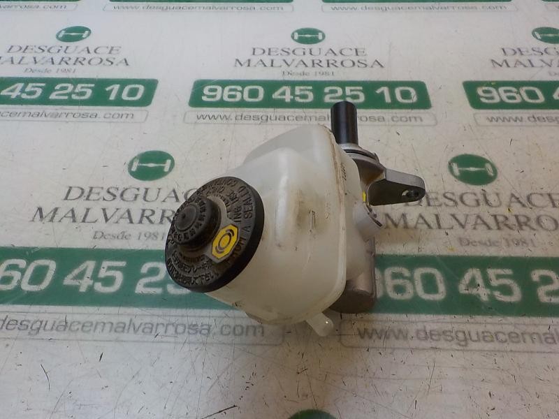 Recambio de bomba freno para toyota rav 4 2.0 d-4d cat referencia OEM IAM 4720142392  
