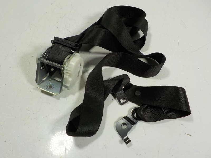 Recambio de cinturon seguridad trasero derecho para bmw serie 5 touring (f11) 520d xdrive referencia OEM IAM 72117285868 7285868