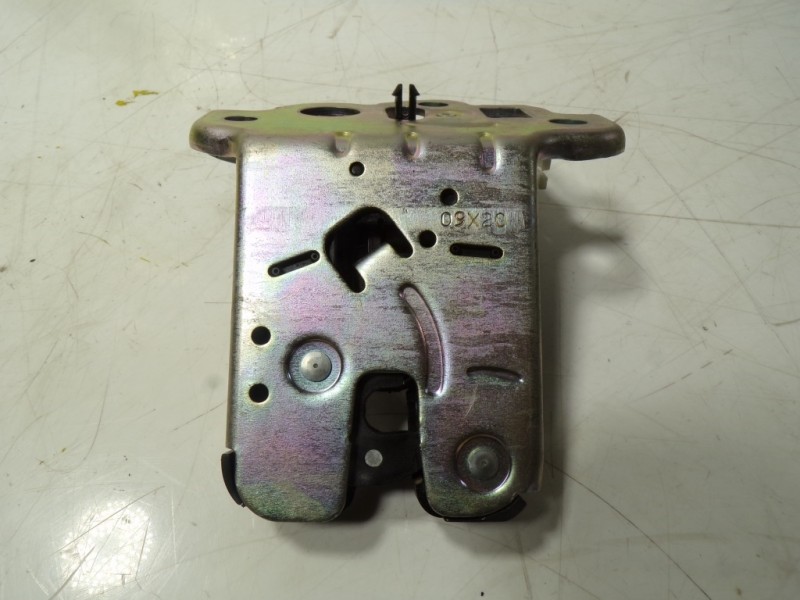 Recambio de cerradura maletero / porton para skoda octavia combi (nx5) 2.0 tdi referencia OEM IAM 8R0827505A 8R0827505A 163442B