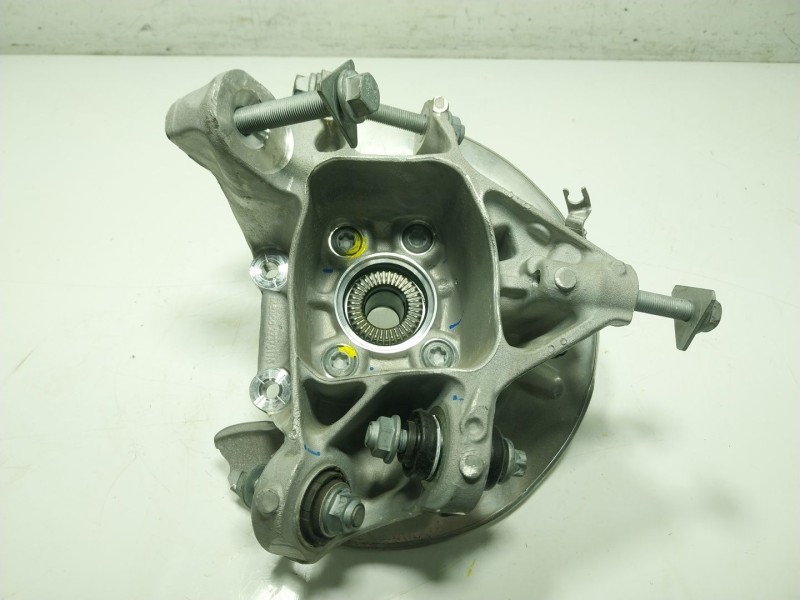 Recambio de mangueta trasera derecha para bmw x5 (g05, f95) xdrive 40 d mild-hybrid referencia OEM IAM 33306876652 687665402 