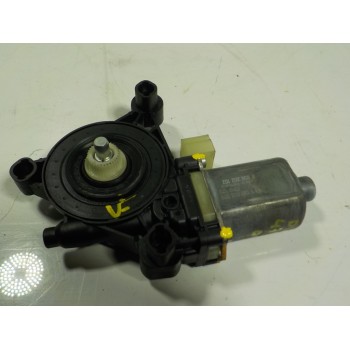 MOTOR ELEVALUNAS DELANTERO DERECHO 5Q0959802C 5Q0959802C 