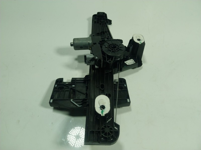 Recambio de elevalunas trasero izquierdo para peugeot 208 (p2) 1.2 puretech referencia OEM IAM 9829045980  9829045980