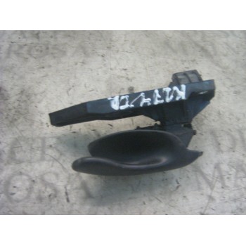 MANETA INTERIOR TRASERA DERECHA 