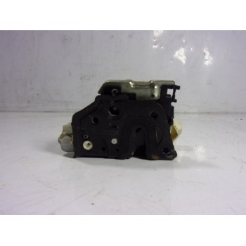 CERRADURA PUERTA TRASERA DERECHA 4G0839016 4G0839016 