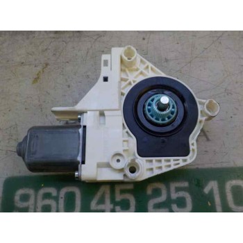 MOTOR ELEVALUNAS DELANTERO IZQUIERDO 8K0959811A 8K0959811A 